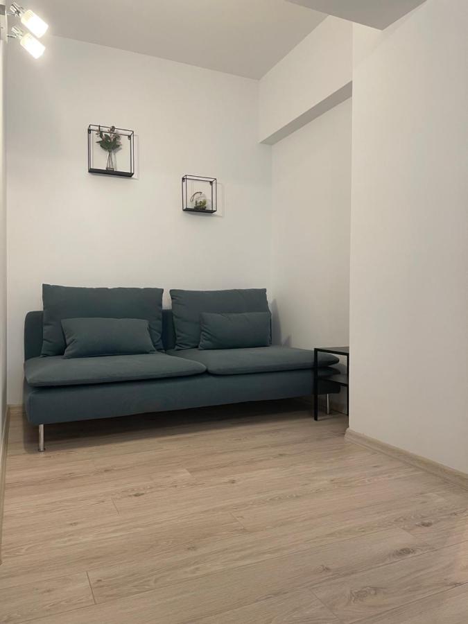 New Studio Πιτέστι Εξωτερικό φωτογραφία